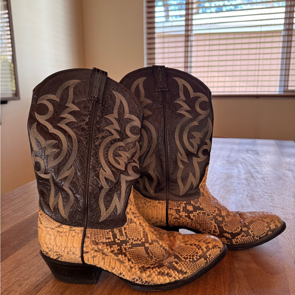Men’s Tony Lama Cowboy Boots 10.5